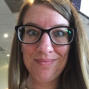 Meet your Posher, Lindsey